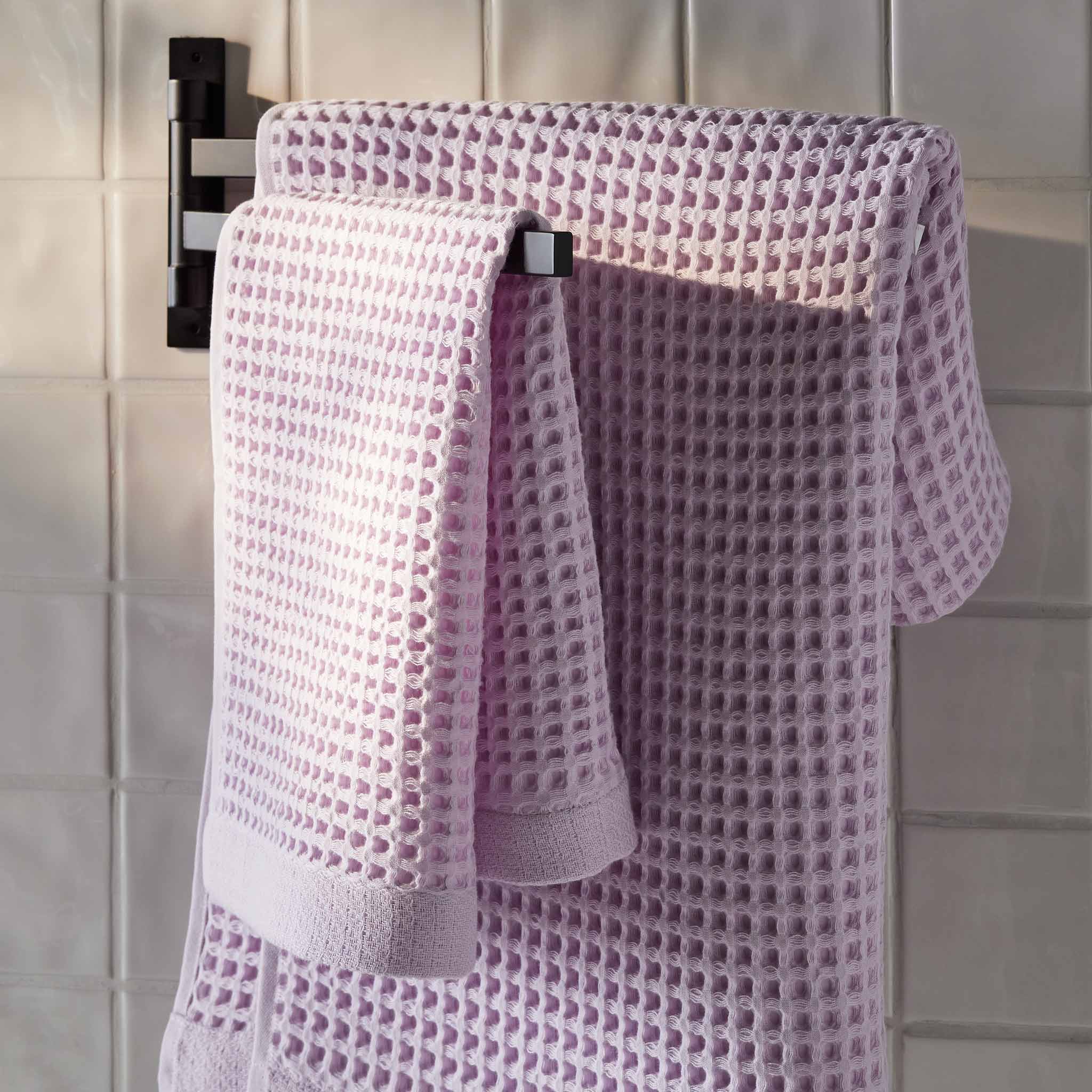 Dreamweave Waffle Bath Towels Set of 2 A0