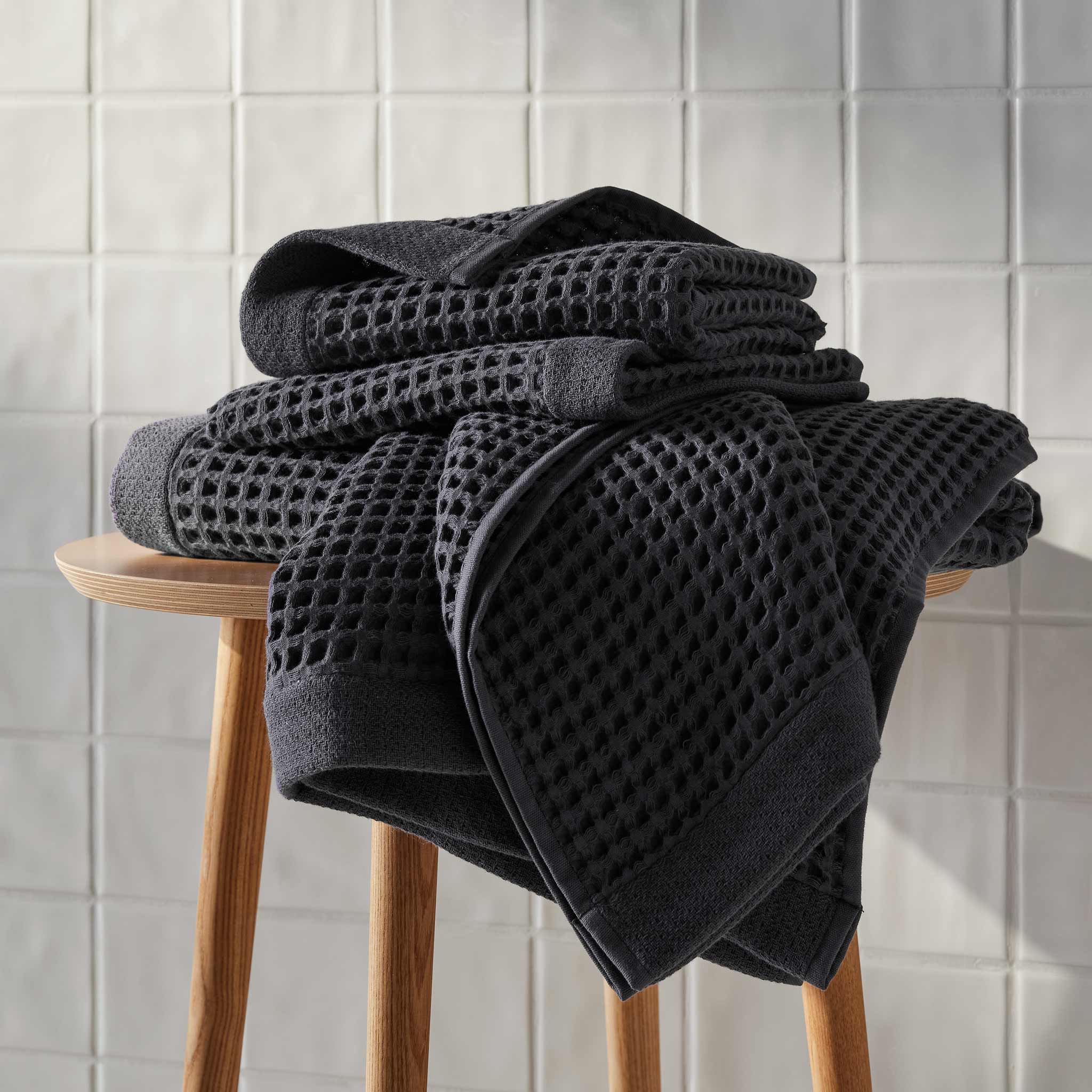 Dreamweave Waffle Bath Towels Set of 2 A0