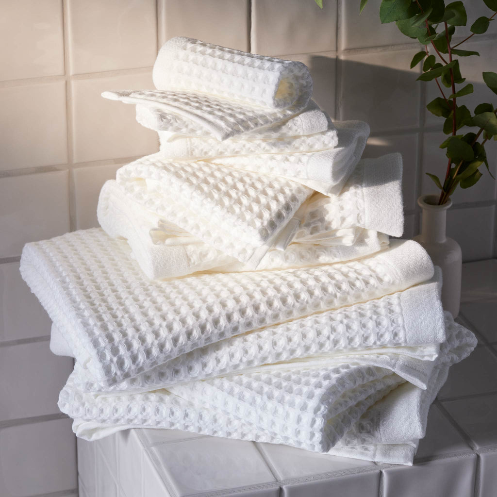 Dreamweave Waffle Bath Towels Set of 2 A0