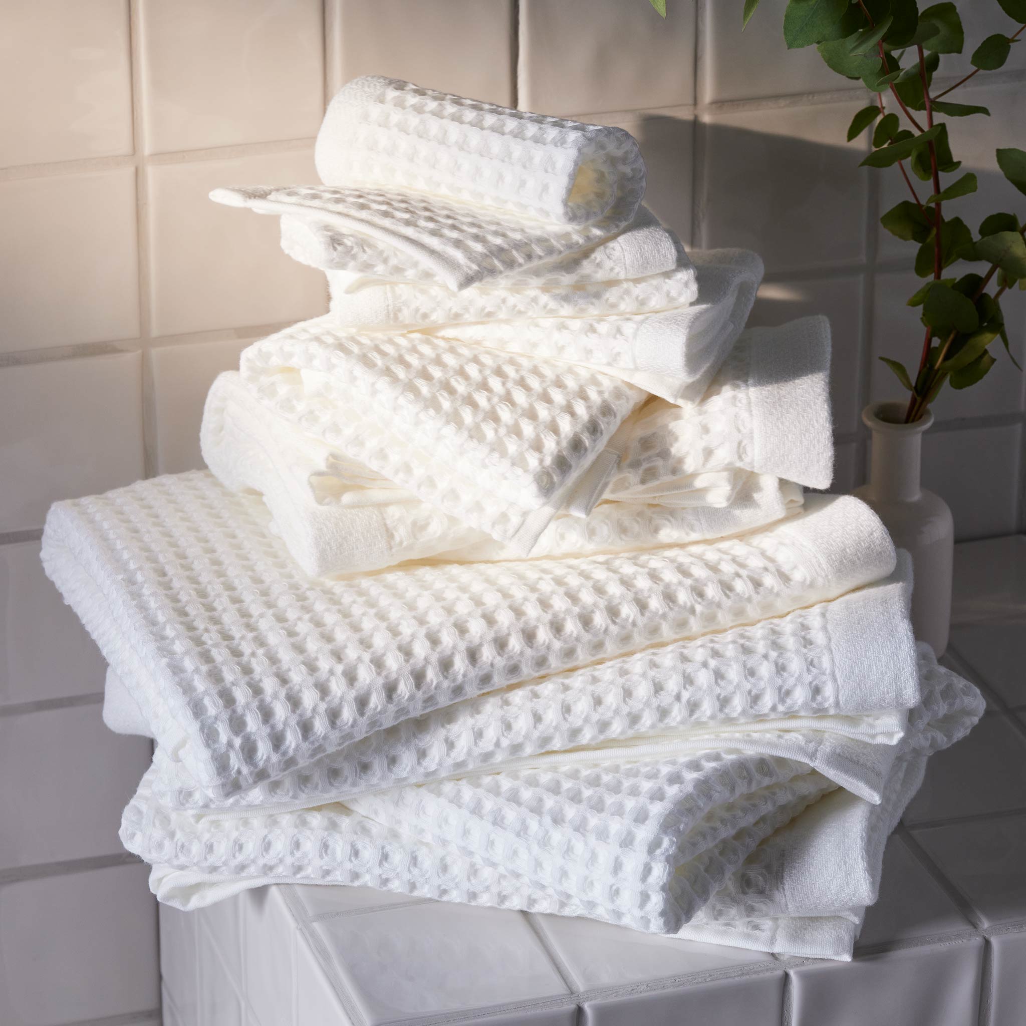 Dreamweave Waffle Bath Towels Set of 2 A0