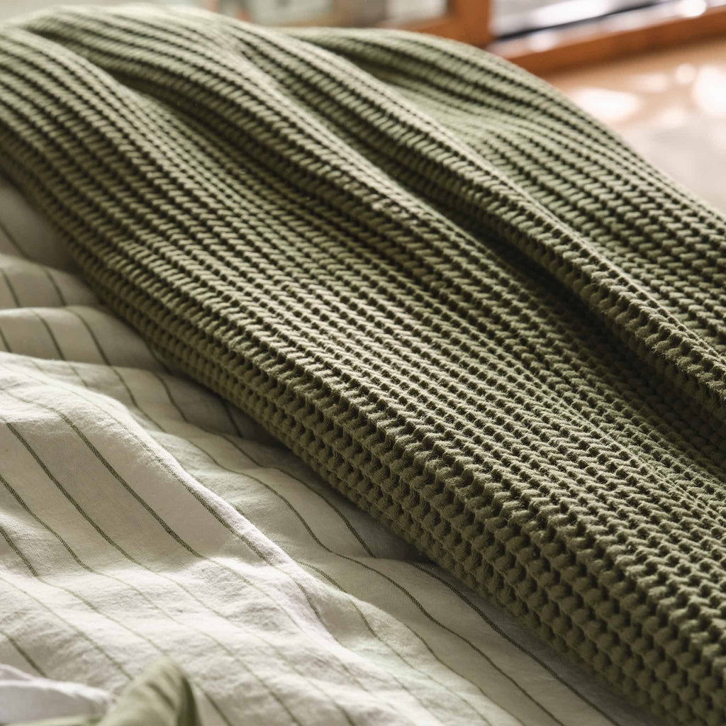 Dreamweave Waffle Bed Blanket G4
