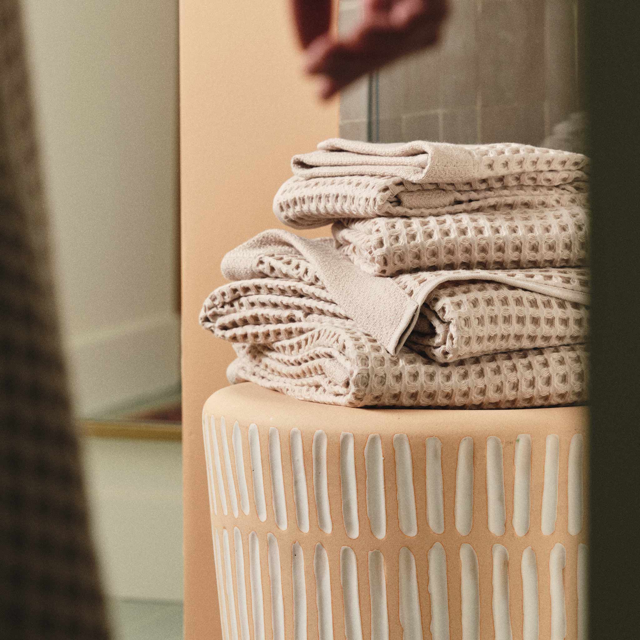 Dreamweave Waffle Bath Towels Set of 2 A0