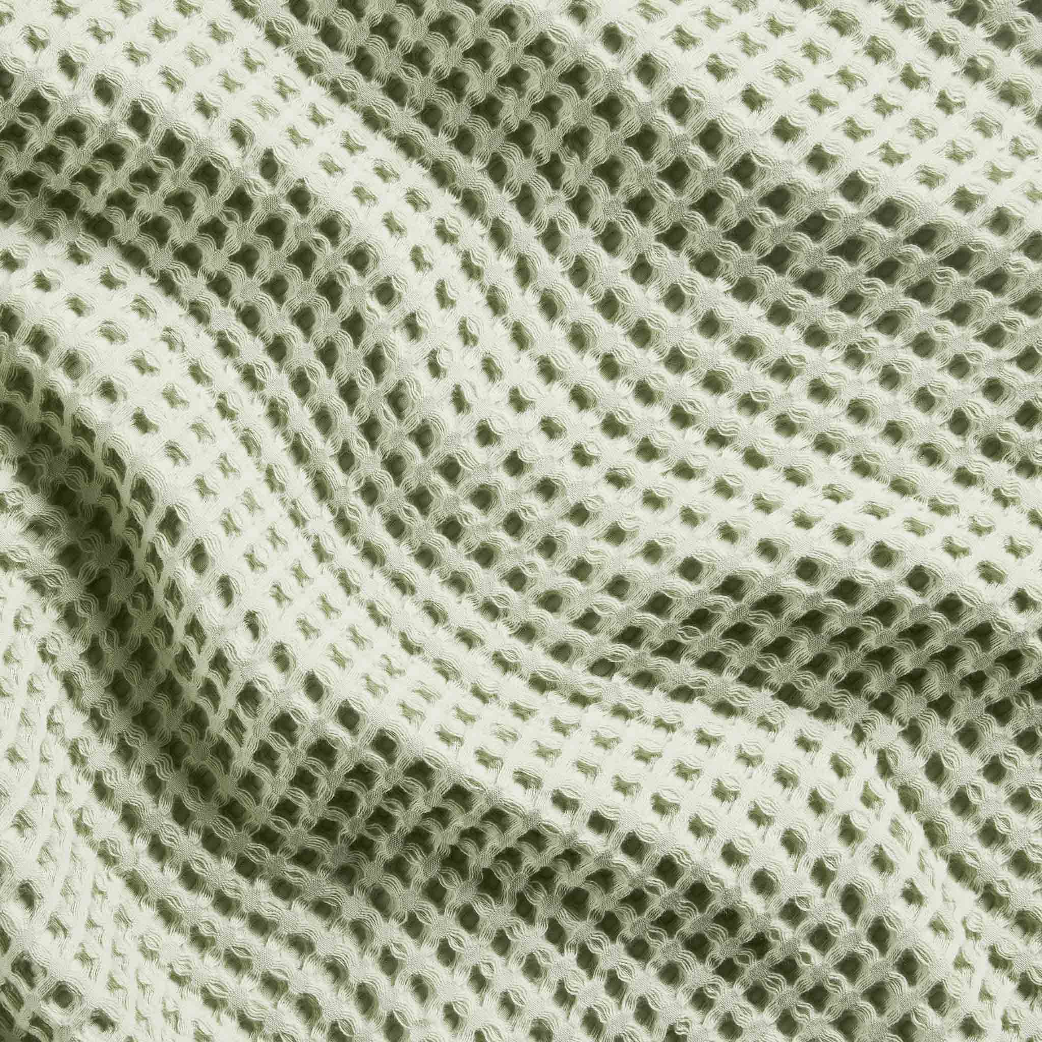 Dreamweave Waffle Robe L0