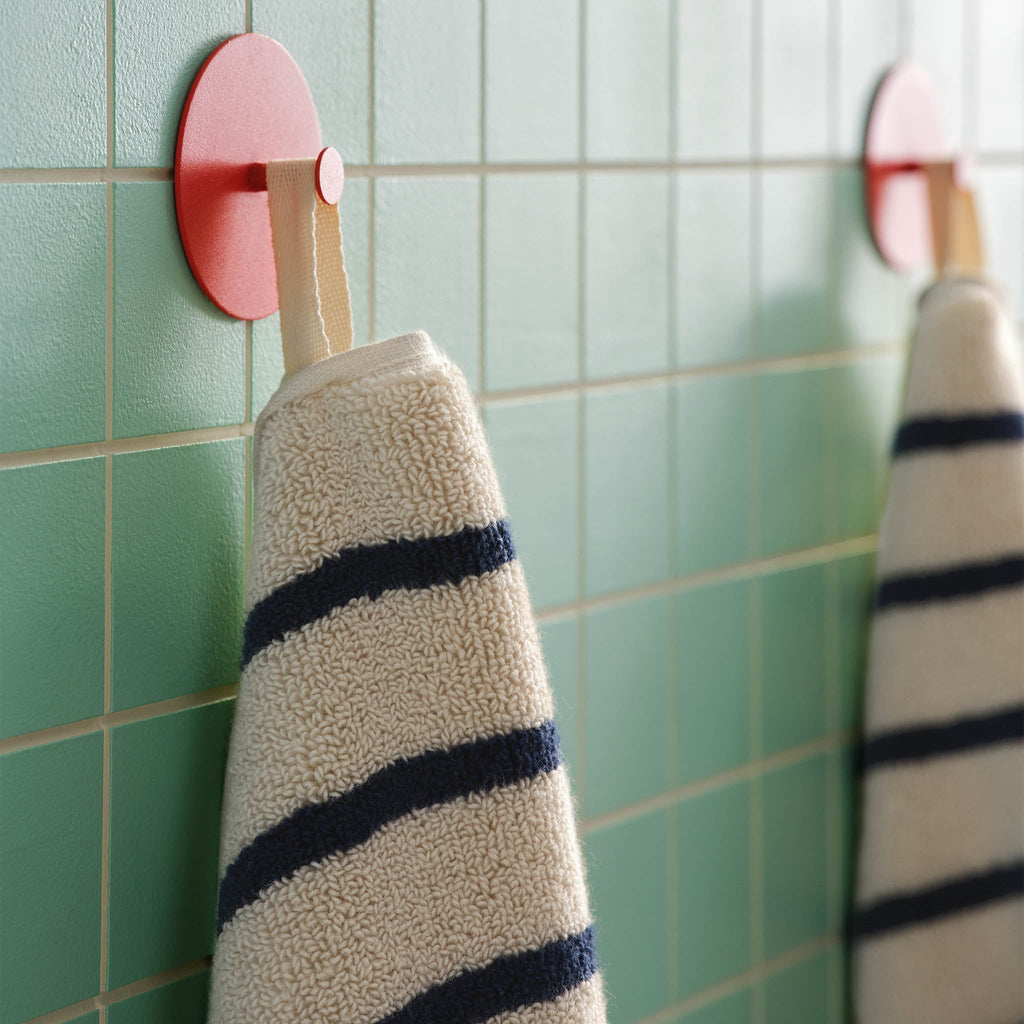 Super-Plush Set of 4 Bath Towel Bundle J5