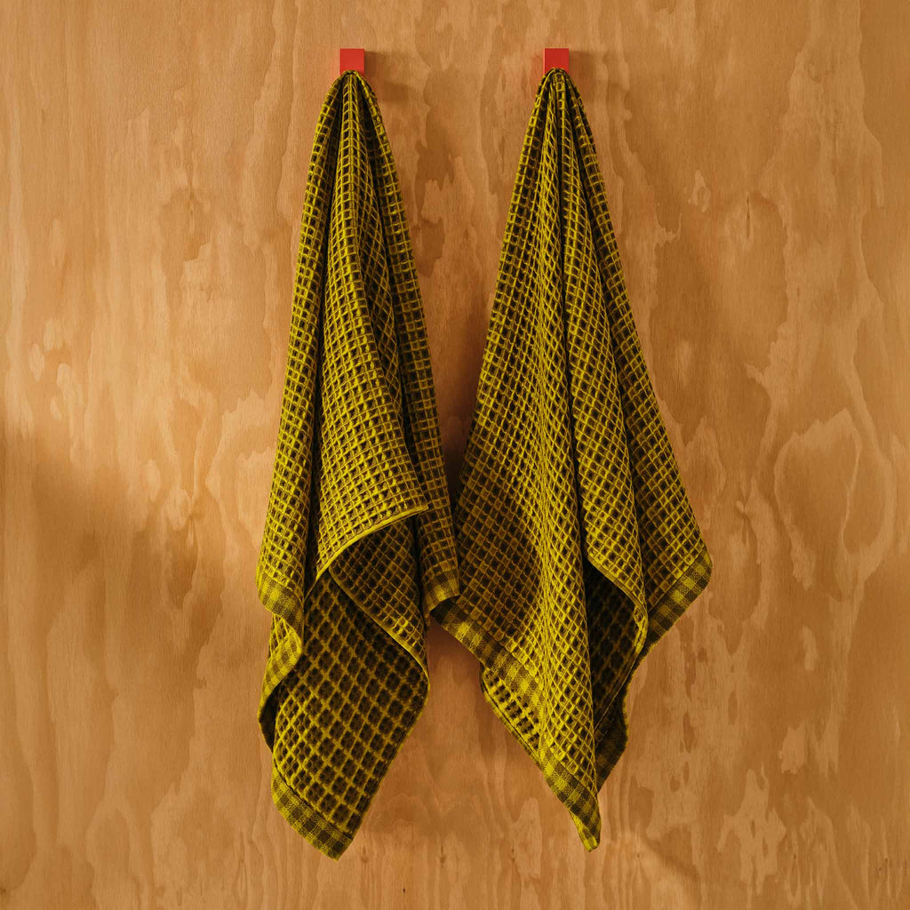 Dreamweave Waffle Bath Towels Set of 2 A0